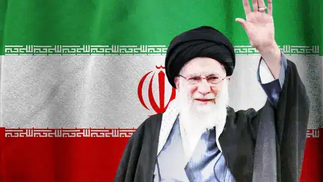 ভারতের অনেক শিয়া মুসলমানের কাছে ইরানের ঘটনাবলি এখন আর কেবল দূরের খবর নয়। খামেনেইয়ের মৃত্যু শোককে গভীর করেছে, ক্ষোভকে উসকে দিয়েছে